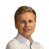 Врач Леонов Александр Андреевич