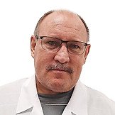 Врач Захаров Олег Владимирович